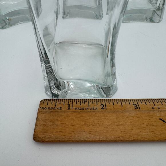 Vintage Tumblers Glasses Square Bottom with a Twist Glassware Set of 4 - Picture 7 of 8